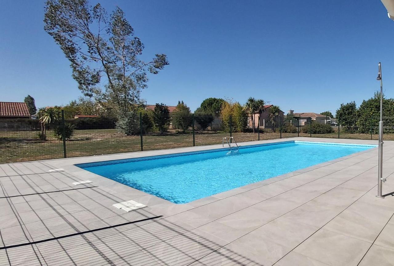 La Campagne Romantique - Avec Entree Autonome, Clim Neuve, Parking Prive & Sa Piscine ! - Saint-Sulpice  Ngoại thất bức ảnh